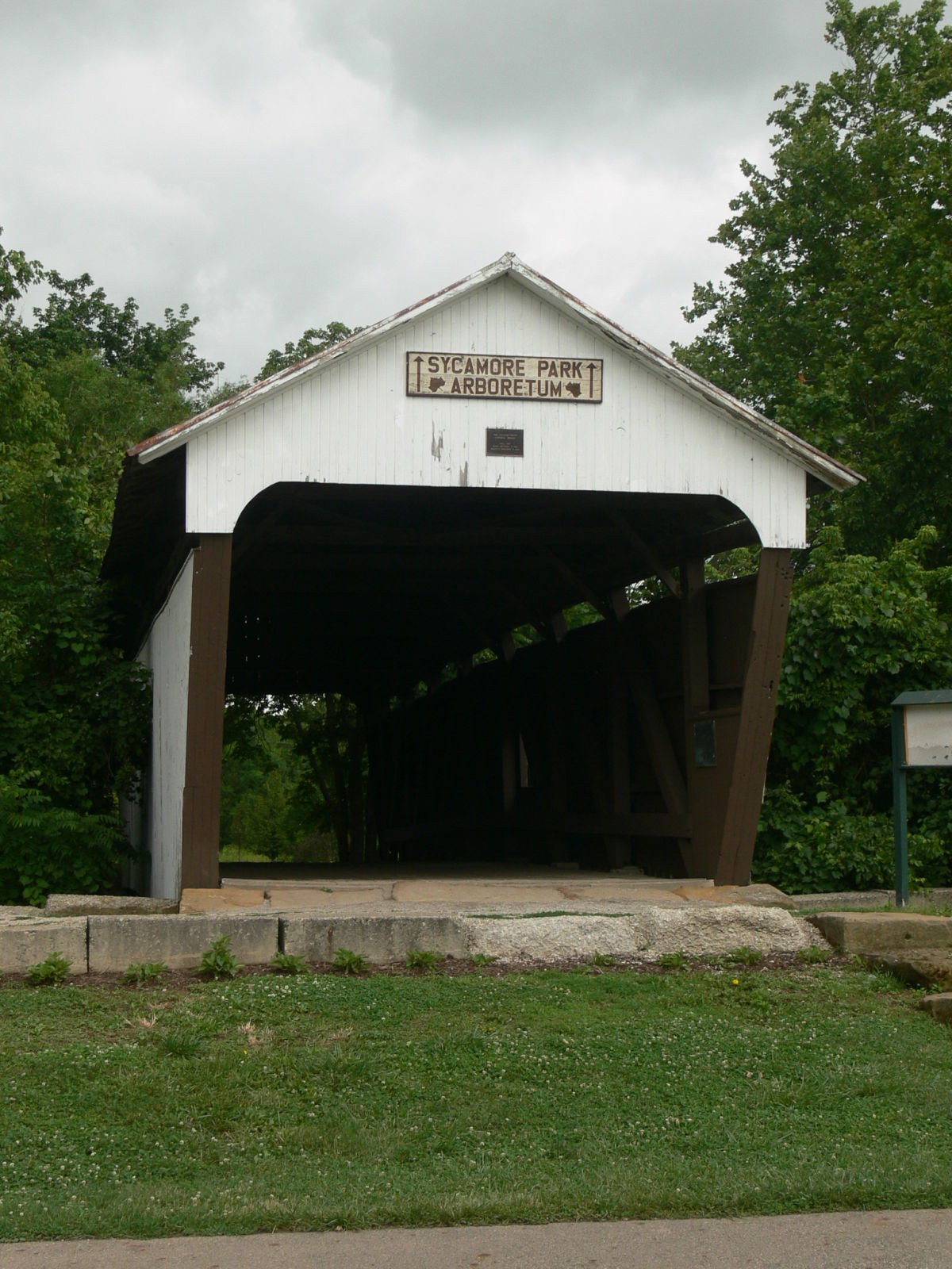 Bridgehunter Zeller Smith Covered Bridge 35 23 19